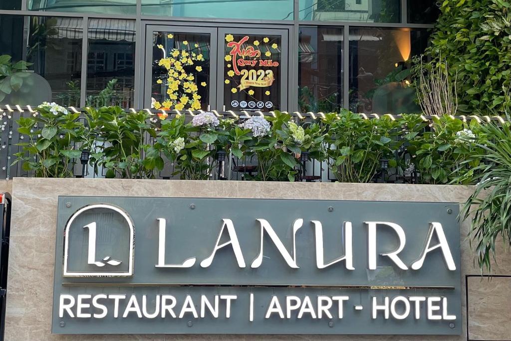 Lanura Apartments and Hotel