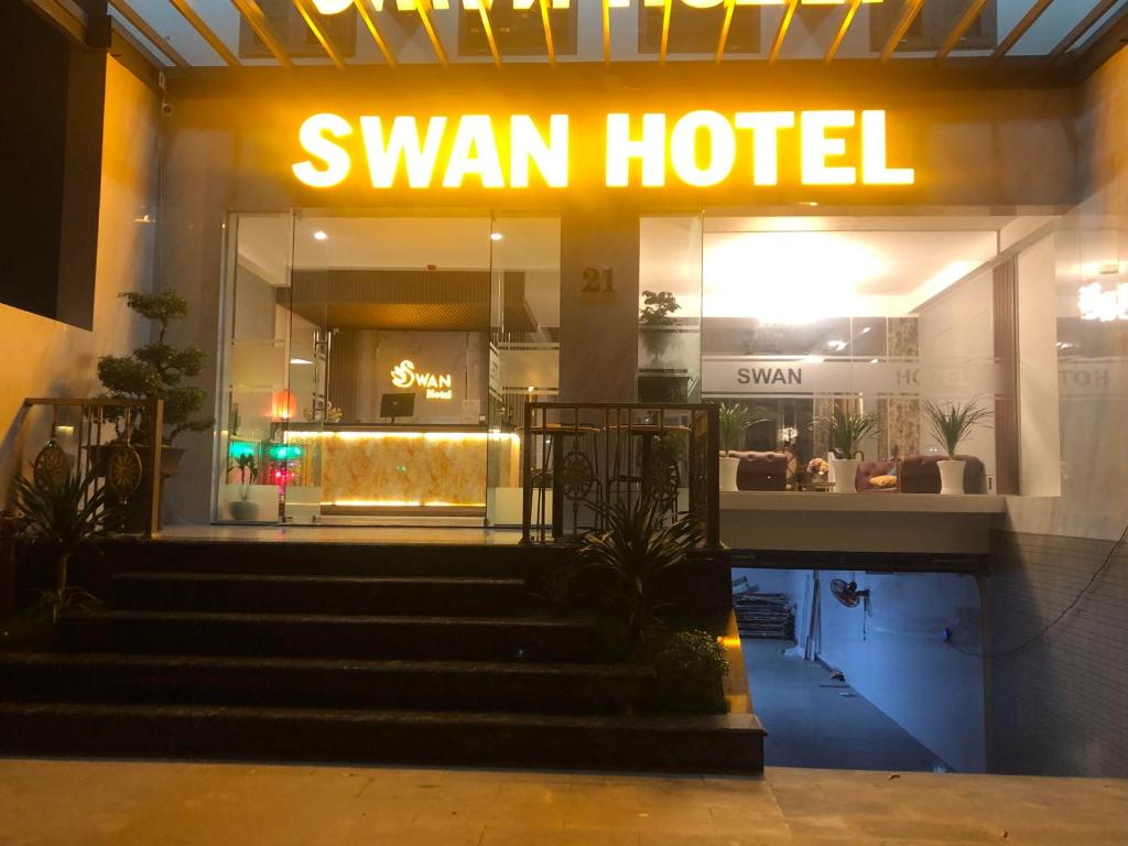 Swan Hotel