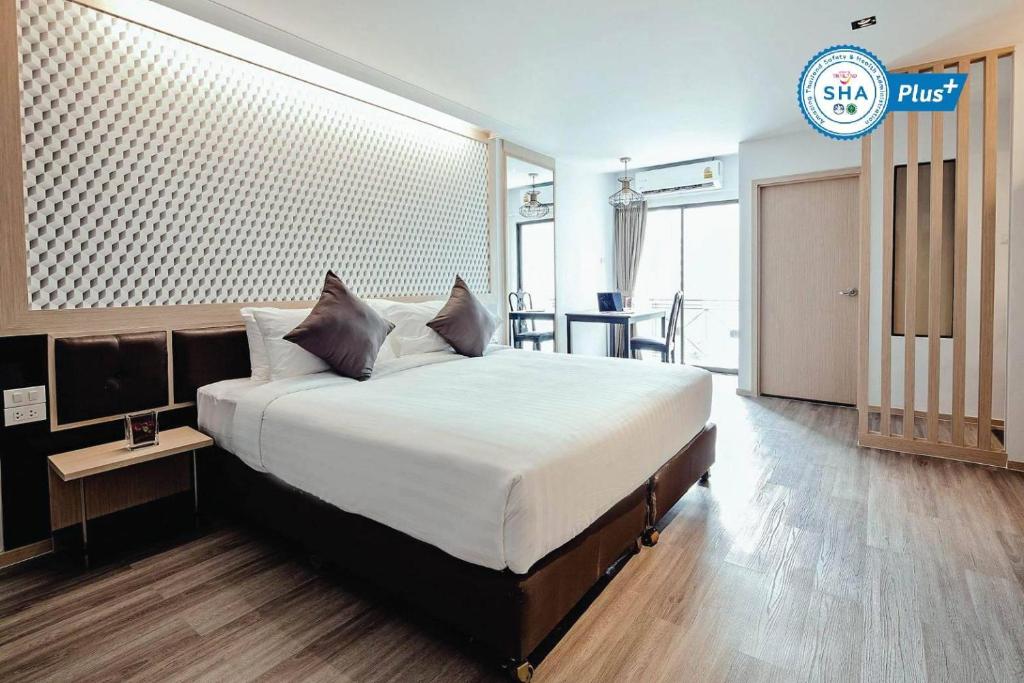 Three Sukhumvit Hotel