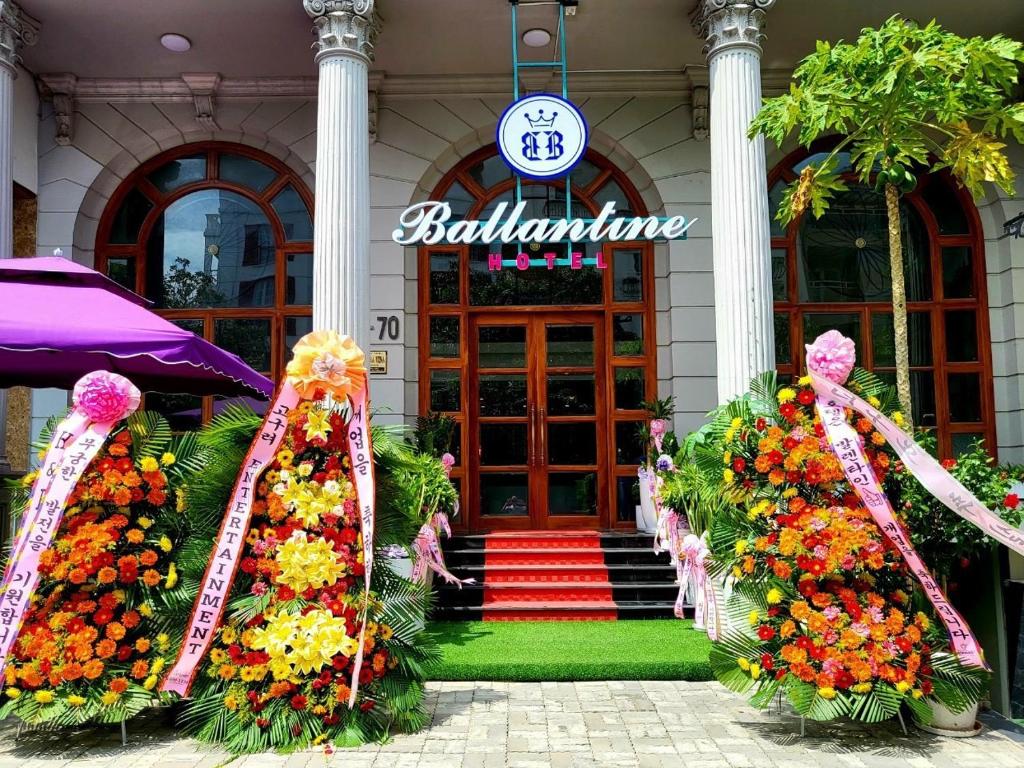 Ballantine hotel