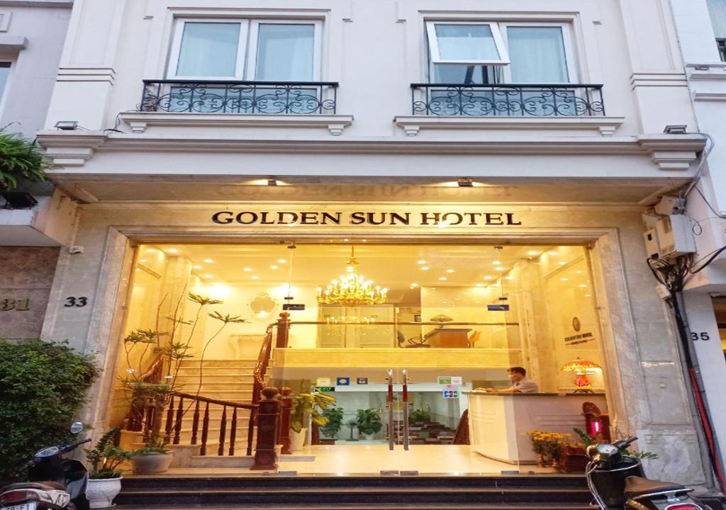 Golden Sun Hotel